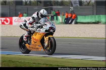 sbk_guintoli_06_paysbas_2011_assen.JPG