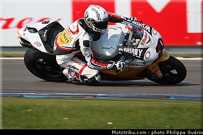 sbk_guintoli_09_paysbas_2011_assen.JPG