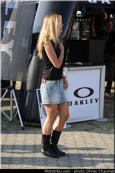 sbk_pitbabe_08_italie_monza_2011