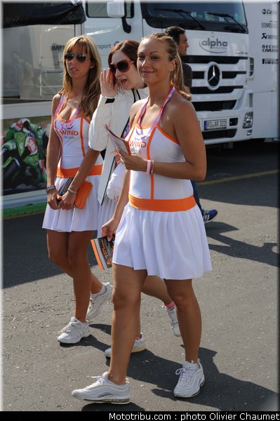 sbk_pitbabe_39_italie_monza_2011