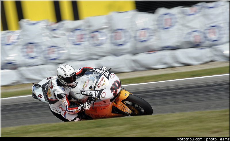 sbk_guintoli_1_italie_monza_2011