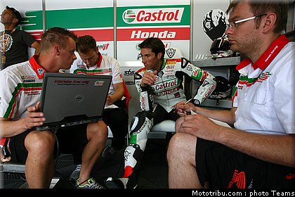 sbk_xaus_14_italie_monza_2011.jpg