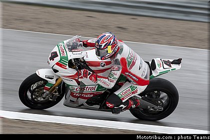 sbk_rea_14_usa_2011.jpg