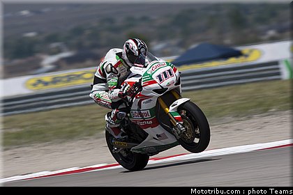sbk_xaus_04_usa_2011.jpg
