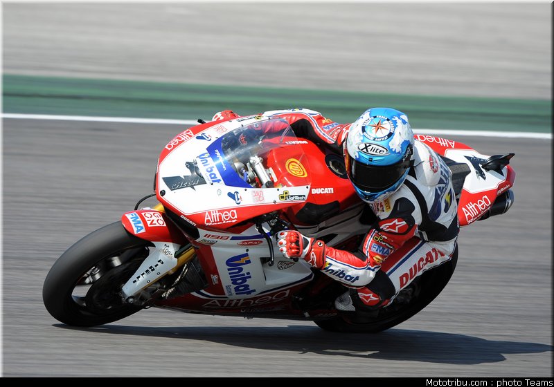 sbk_checa_8_san_marin_misano_2011