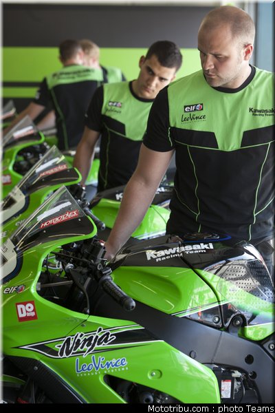 sbk_kawasaki_2_san_marin_misano_2011