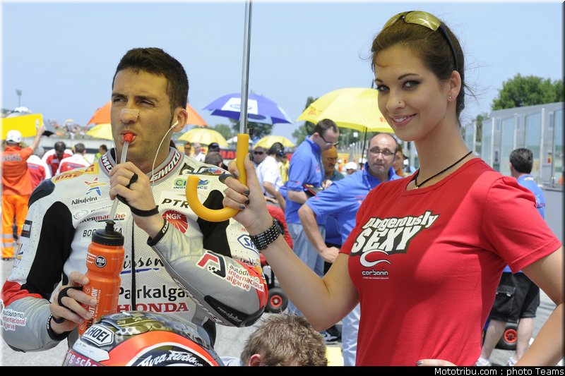 sbk_pitbabes_09_san_marin_misano_2011