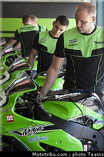sbk_kawasaki_2_san_marin_misano_2011.jpg