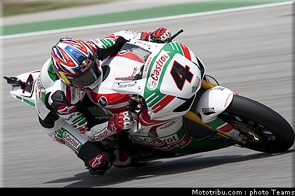 sbk_rea_05_san_marin_misano_2011.jpg