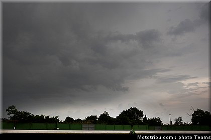 sbk_sykes_04_san_marin_misano_2011.jpg