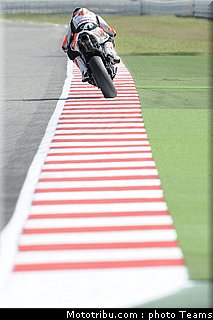 supersport_lowes_02_san_marin_misano_2011.jpg