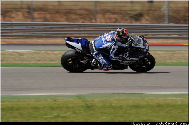 sbk_melandri_6_espagne_aragon_2011