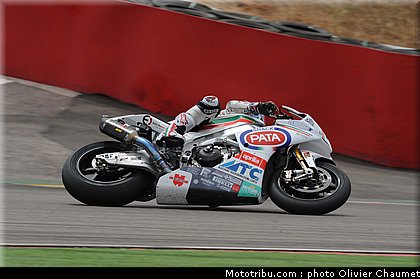 sbk_haga_8_espagne_aragon_2011.jpg