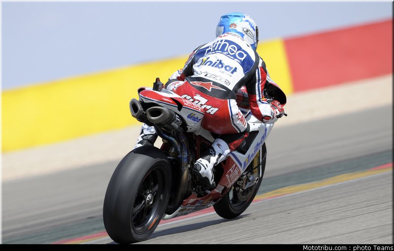 sbk_checa_4_espagne_aragon_2011