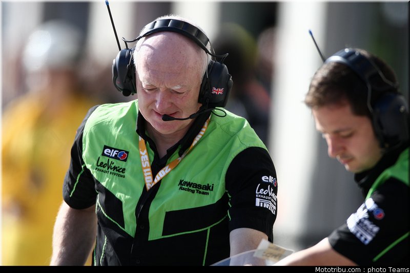 sbk_kawasaki_4_espagne_aragon_2011