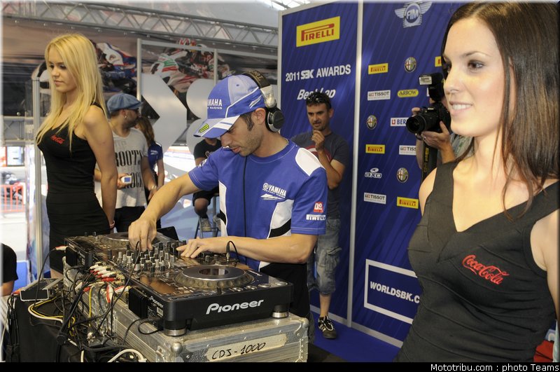 sbk_pitbabes_02_espagne_aragon_2011
