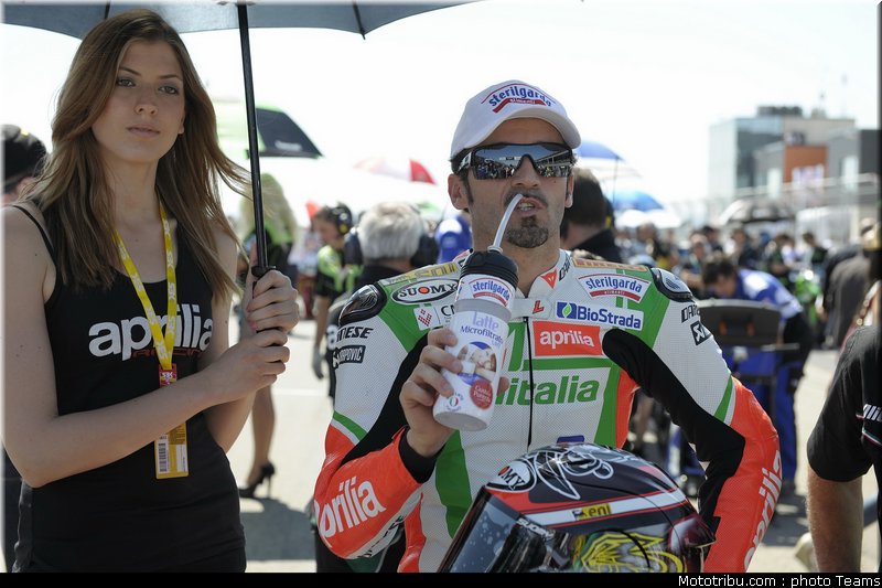 sbk_pitbabes_15_espagne_aragon_2011