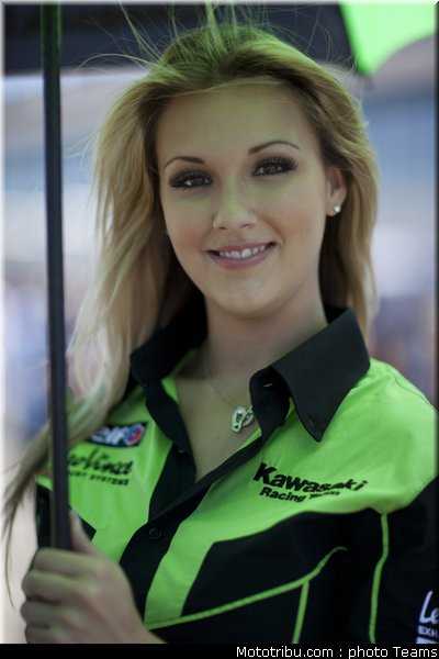 sbk_pitbabes_23_espagne_aragon_2011
