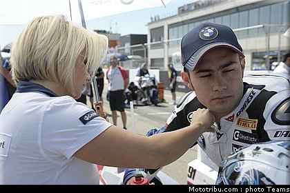 sbk_pitbabes_16_espagne_aragon_2011.jpg