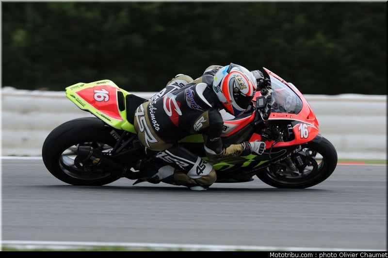 1000stk_semberra_001_republique_tcheque_brno_2011