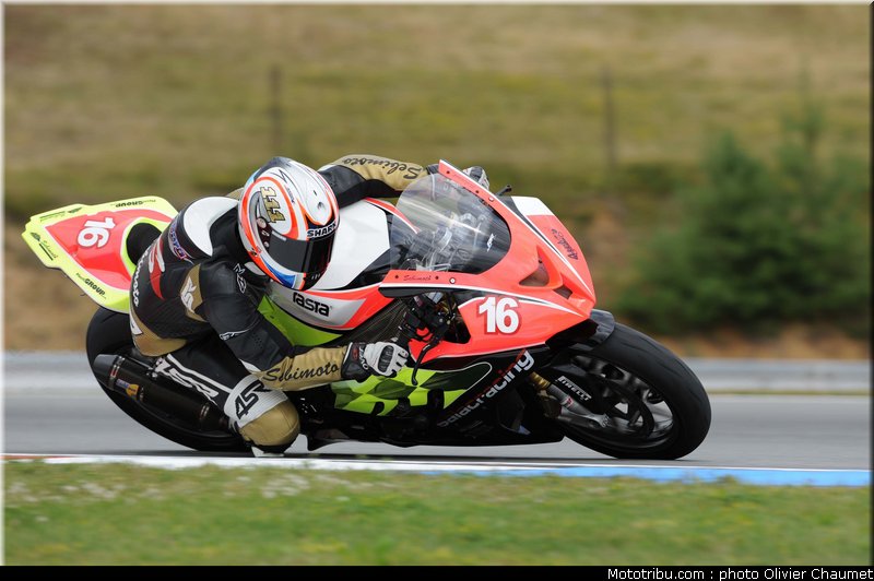 1000stk_semberra_002_republique_tcheque_brno_2011
