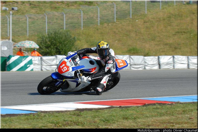 1000stk_svitok_001_republique_tcheque_brno_2011