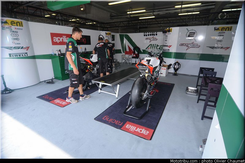 sbk_paddock_009_republique_tcheque_brno_2011