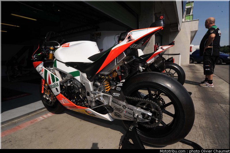 sbk_paddock_021_republique_tcheque_brno_2011