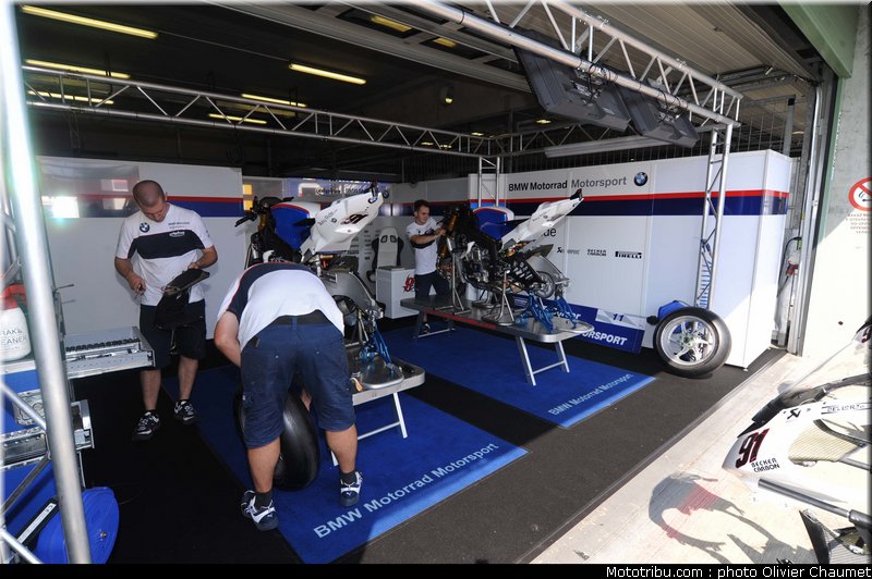 sbk_paddock_025_republique_tcheque_brno_2011