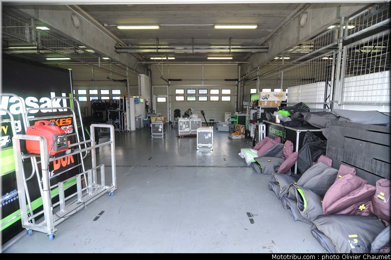 sbk_paddock_028_republique_tcheque_brno_2011