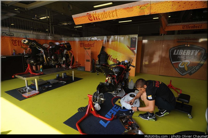 sbk_paddock_047_republique_tcheque_brno_2011