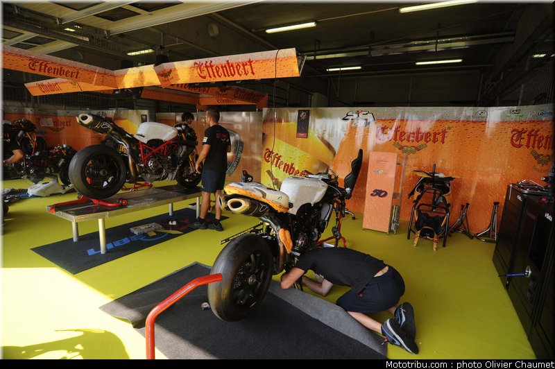 sbk_paddock_050_republique_tcheque_brno_2011