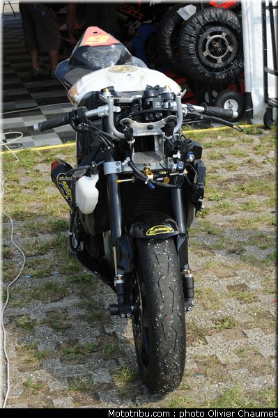 sbk_paddock_118_republique_tcheque_brno_2011