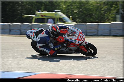 1000stk_petrucci_014_republique_tcheque_brno_2011.jpg