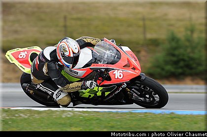 1000stk_semberra_002_republique_tcheque_brno_2011.jpg