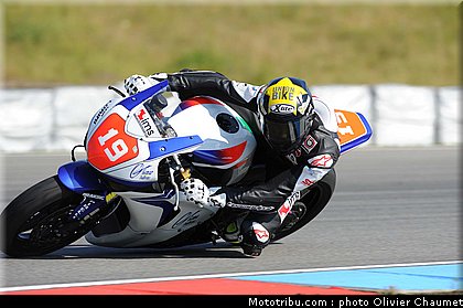 1000stk_svitok_006_republique_tcheque_brno_2011.jpg
