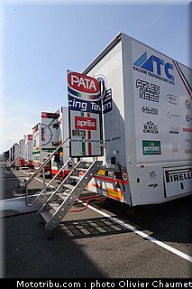 sbk_paddock_001_republique_tcheque_brno_2011.jpg
