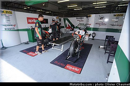 sbk_paddock_009_republique_tcheque_brno_2011.jpg