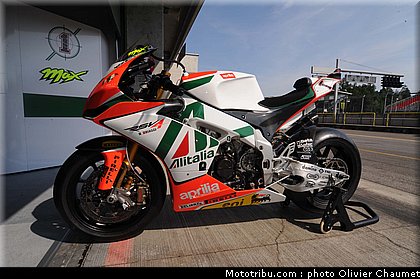 sbk_paddock_017_republique_tcheque_brno_2011.jpg