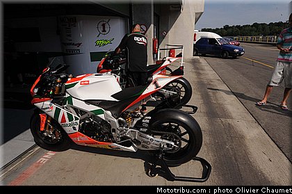 sbk_paddock_020_republique_tcheque_brno_2011.jpg