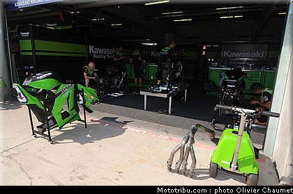 sbk_paddock_029_republique_tcheque_brno_2011.jpg