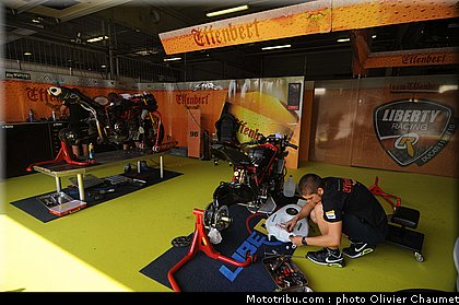 sbk_paddock_047_republique_tcheque_brno_2011.jpg