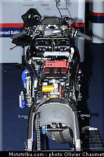 sbk_paddock_111_republique_tcheque_brno_2011.jpg