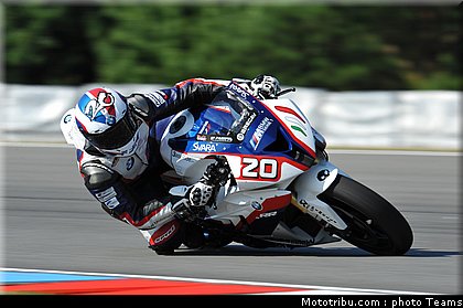 1000stk_barrier_005_republique_tcheque_brno_2011.jpg
