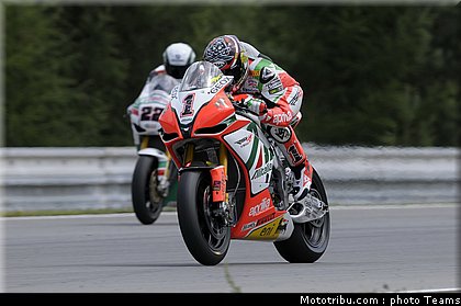sbk_biaggi_007_republique_tcheque_brno_2011.jpg