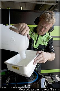 sbk_kawasaki_003_republique_tcheque_brno_2011.jpg