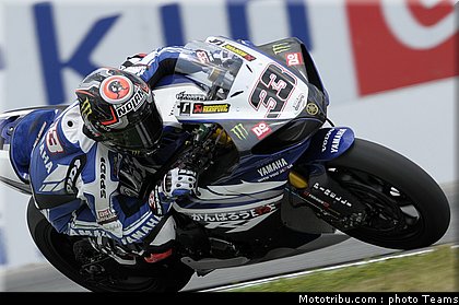 sbk_melandri_002_republique_tcheque_brno_2011.jpg