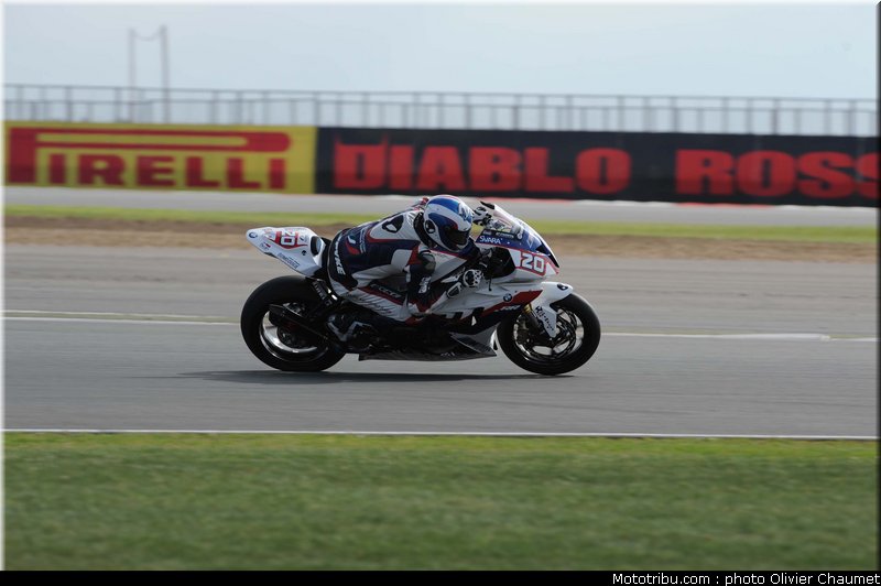1000stk_barrier_001_angleterre_silverstone_2011