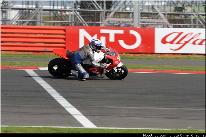 1000stk_costello_005_angleterre_silverstone_2011