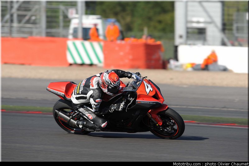 1000stk_knapp_002_angleterre_silverstone_2011